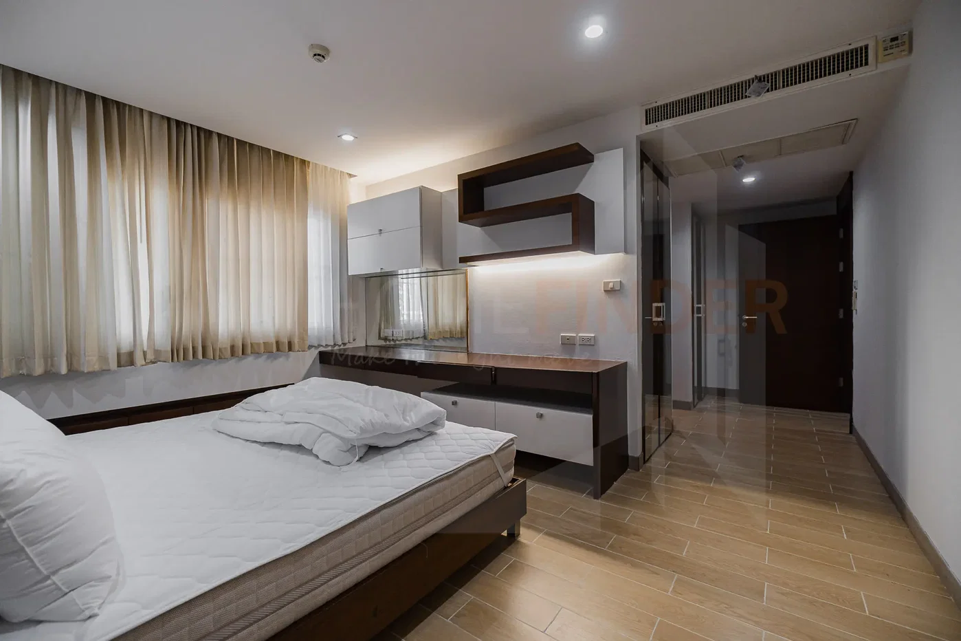 picture Charan Tower 3 bedrooms, for rent - 9/15