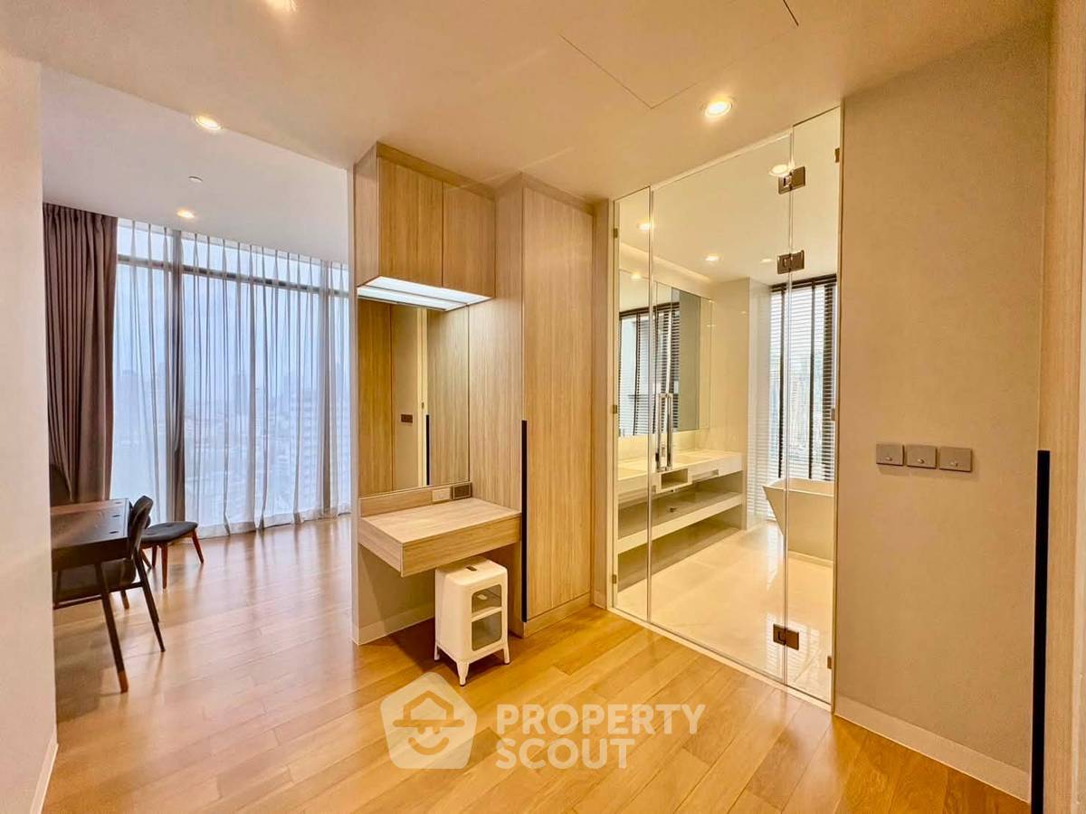 รูป ชั้น 16 ขนาด 137 ตร.ม. 2 ห้องนอน Vittorio Sukhumvit 39 ใกล้ BTS พร้อมพงษ์ (ID 3257805) - รูปที่ 11/14