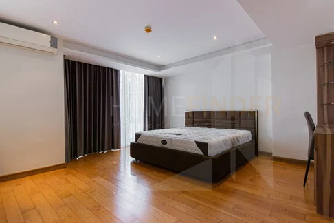 Downtown 49 3 bedrooms, for rent
