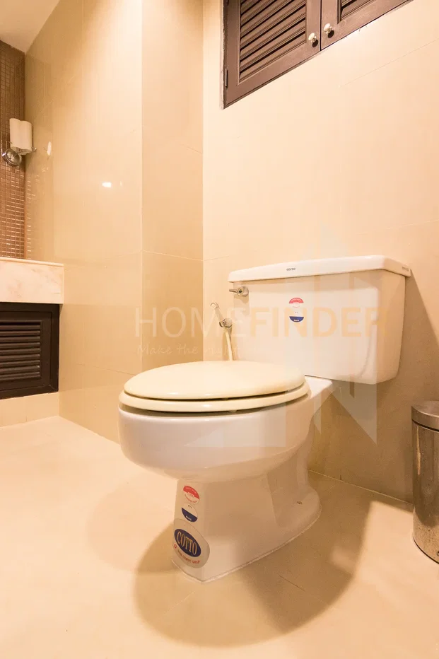 picture Lake Green 3 bedrooms, for rent - 15/18