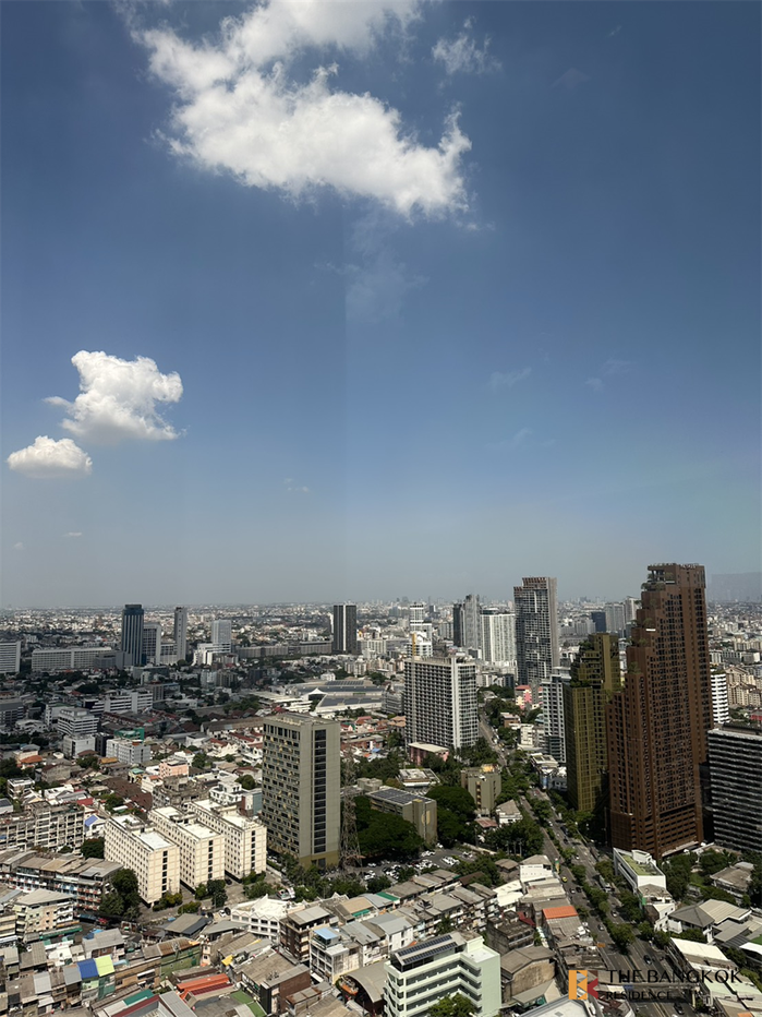 picture The Crest Park Residences near MRT Phahonyothin Station Convenient Travel, Great Value per Square Meter - 4/10