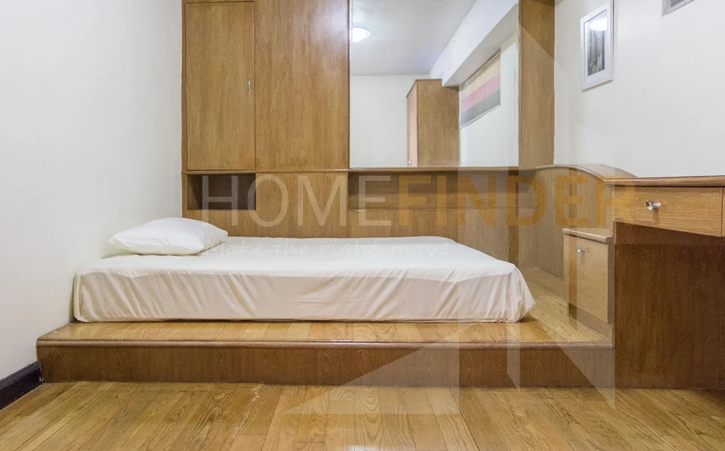 picture Royal Castle 3 bedrooms, for rent - 5/12