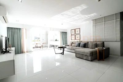 คอนโดให้เช่า : Crystal Garden 2 bedrooms, for rent