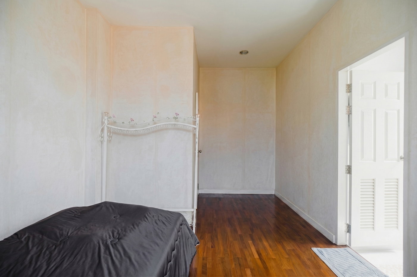 picture Rasa Spanish Courtyard 3 bedrooms, for sale - 16/23