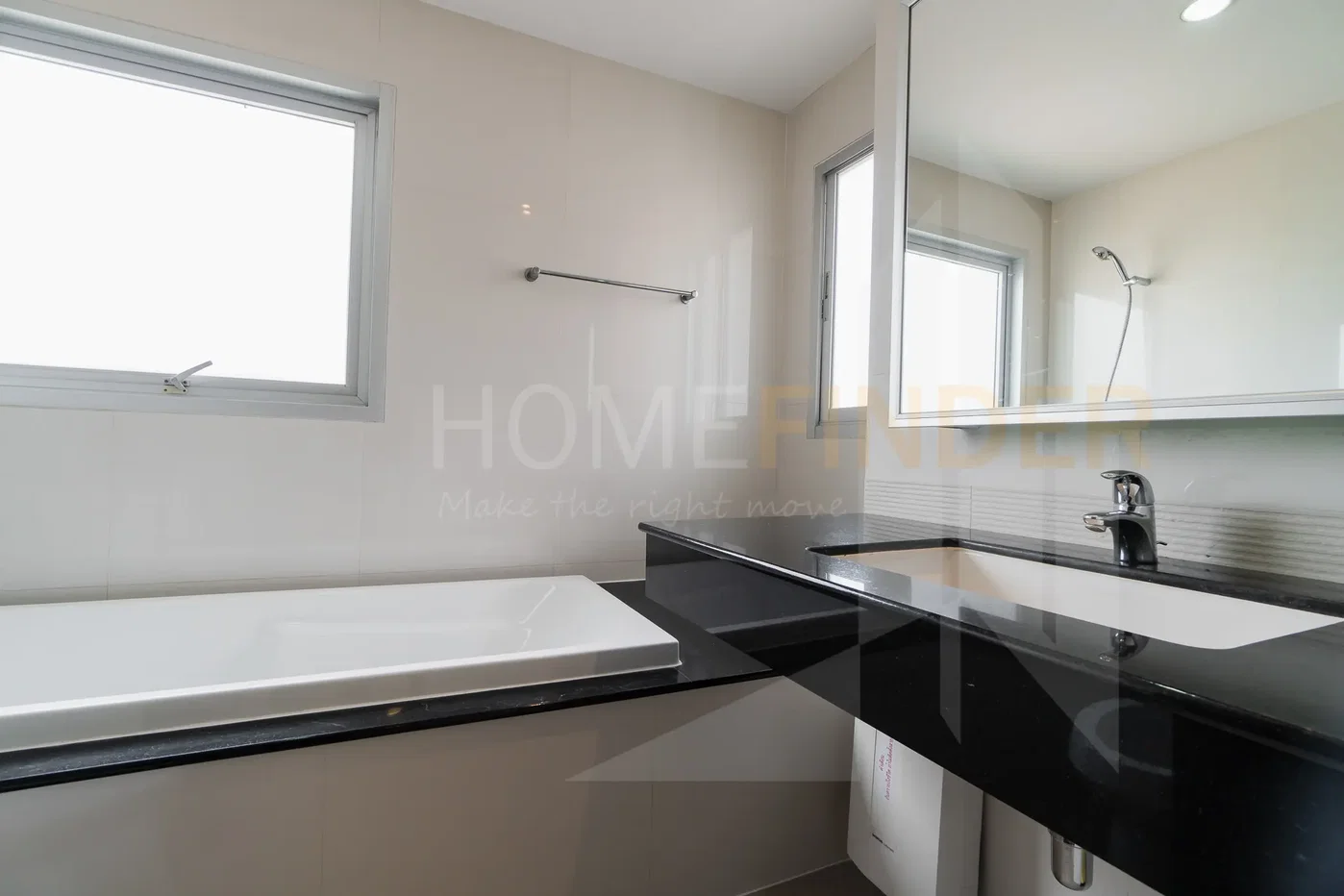 picture P.W.T. Mansion 2 bedrooms, for rent - 9/18