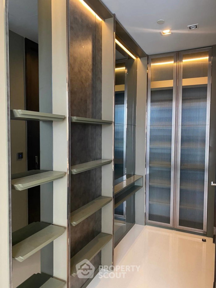 picture 2-BR Condo at Q1 Sukhumvit near BTS Nana (ID 494457) - 5/26
