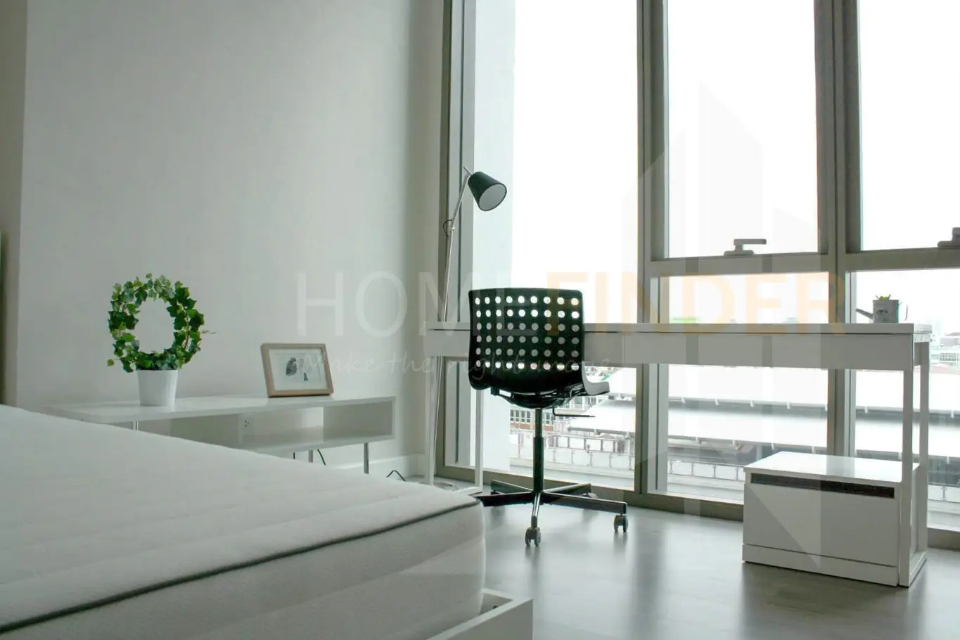 รูป The Room BTS Wongwian Yai 2 bedrooms, for rent - รูปที่ 3/11
