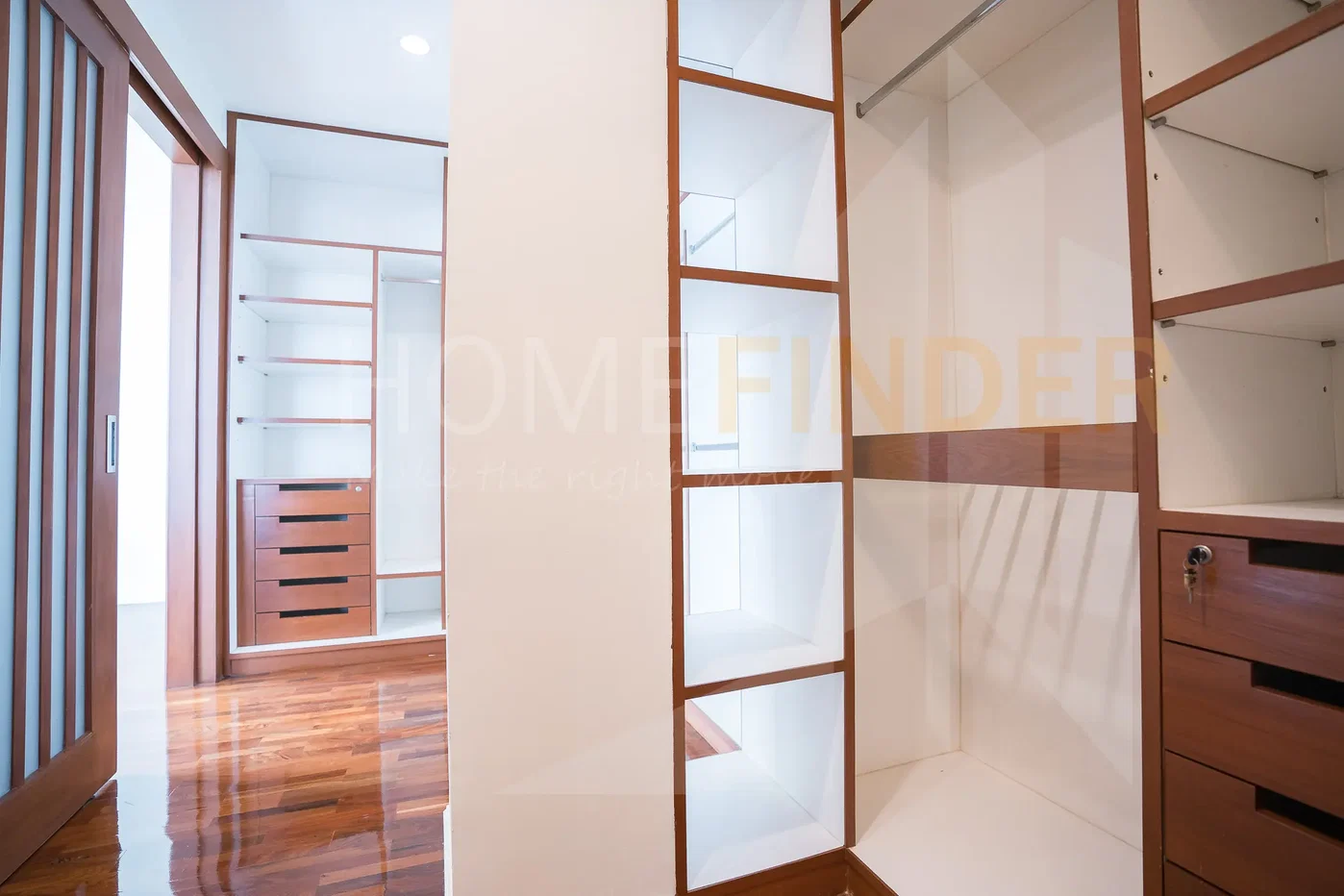 รูป Sathorn Gallery Residences 4 bedrooms, for rent - รูปที่ 15/23