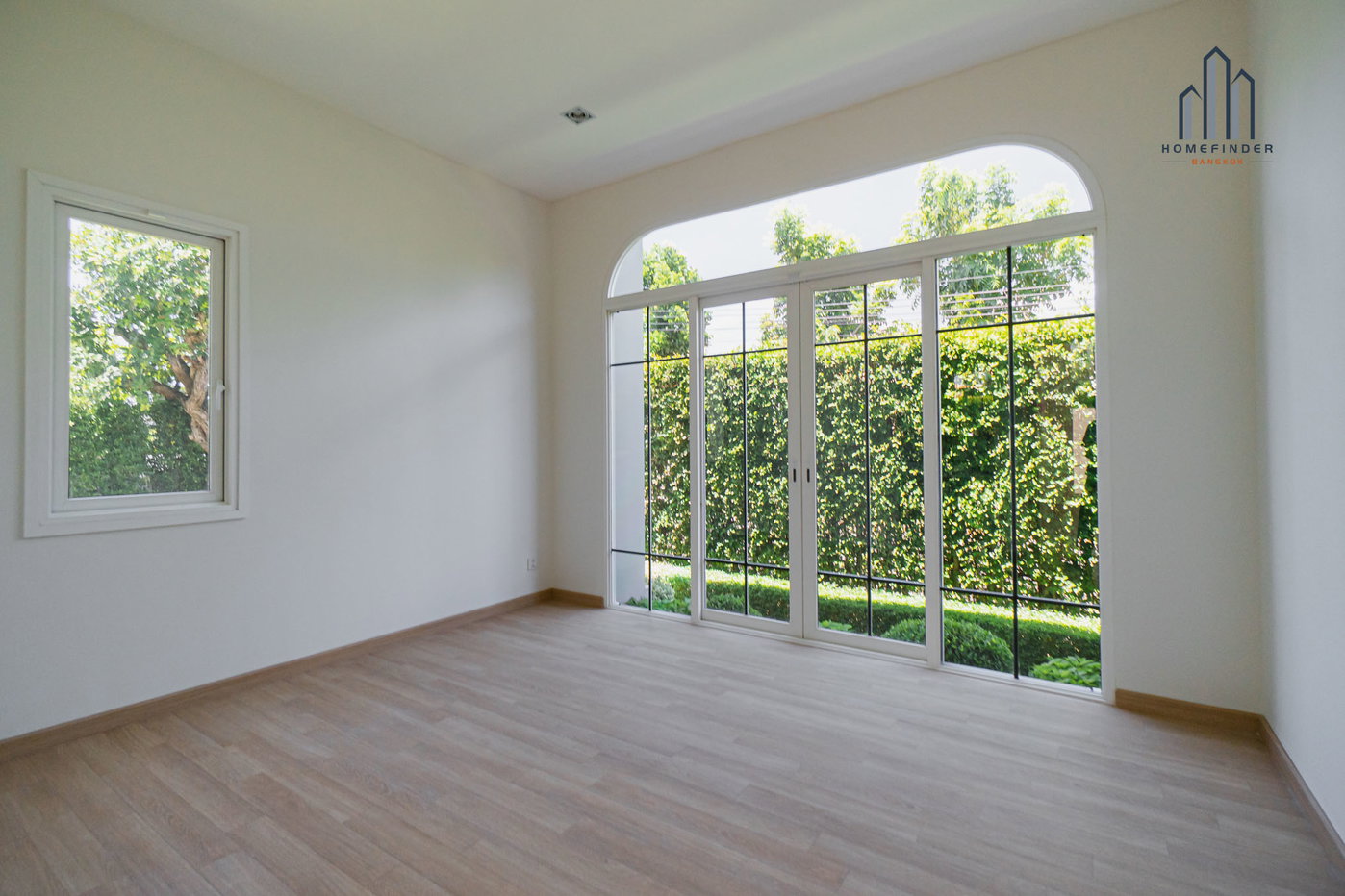รูป The Grand Riverfront Ratchapruek - Rama 5 4 bedrooms, for sale - รูปที่ 13/35