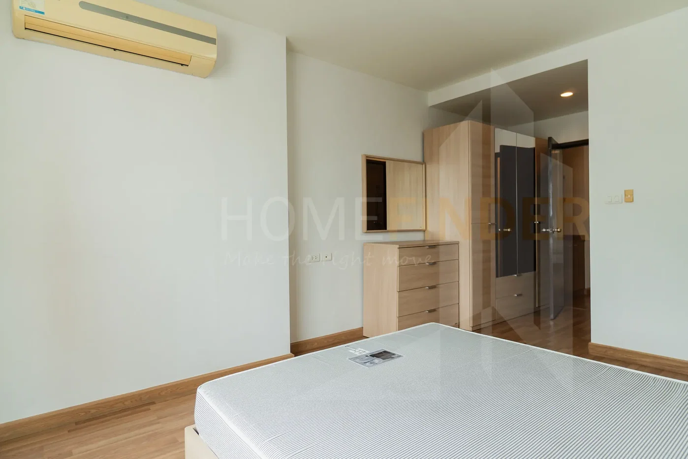 picture Y.O. Place 2 bedrooms, for rent - 7/13