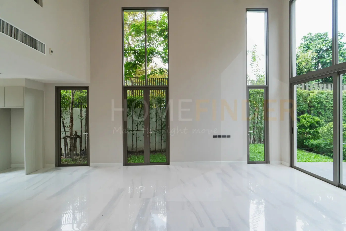 picture Quarter 39 4 bedrooms, for sale - 24/29