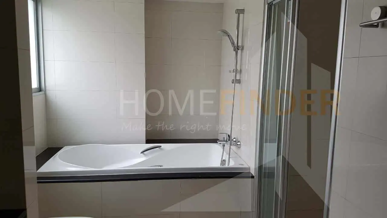 picture Baan Sukhumvit 14 3 bedrooms, for rent - 5/5