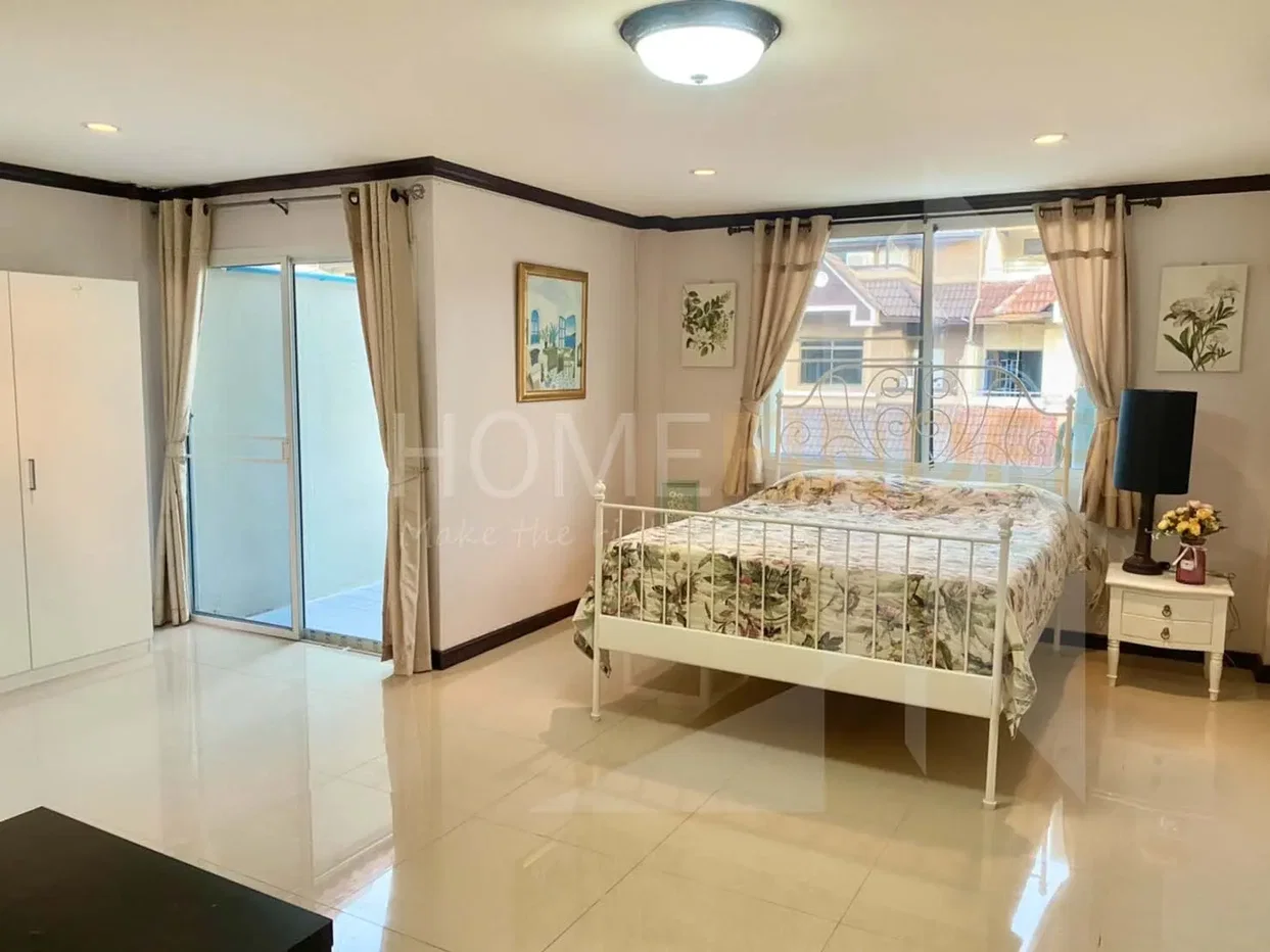 picture Baan Royal Nakarin Villa 4 bedrooms, for rent - 4/8
