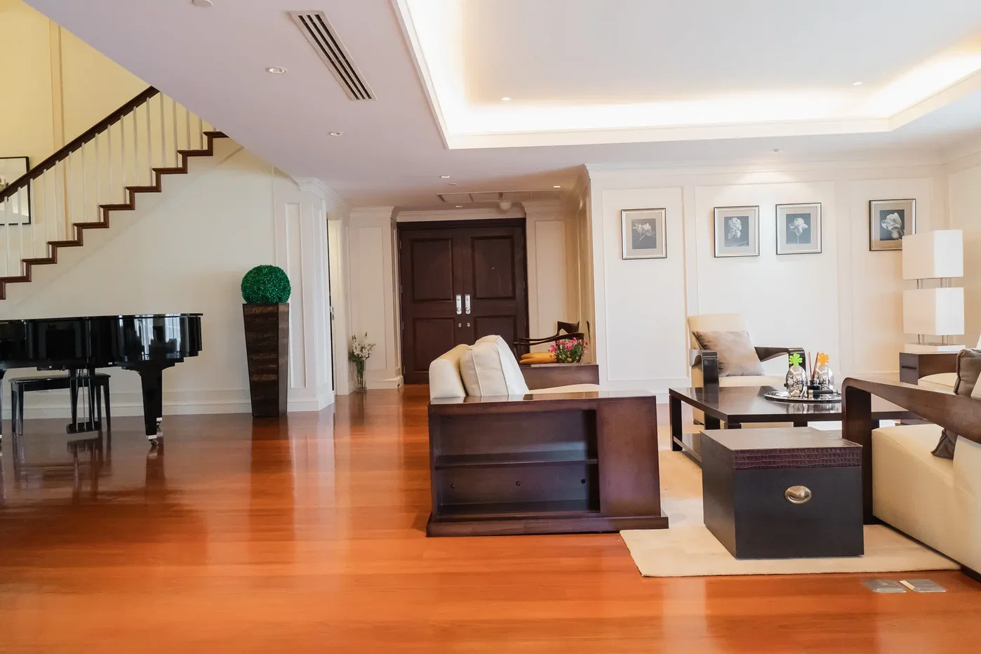 picture Las Colinas 4 bedrooms, for rent - 5/21