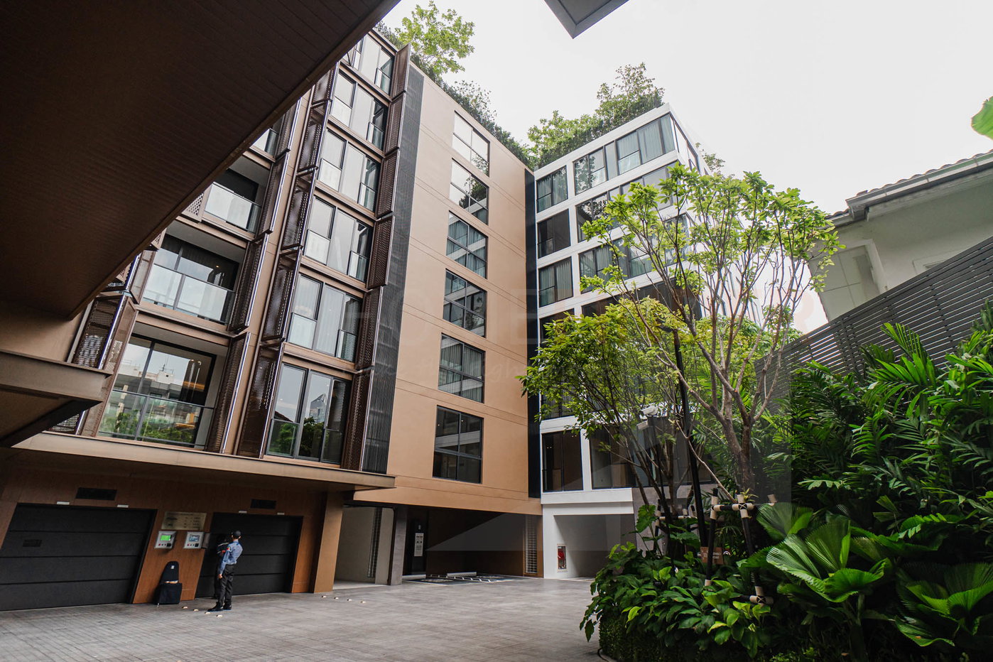 รูป VIA 34 3 bedrooms, for sale - รูปที่ 1/26