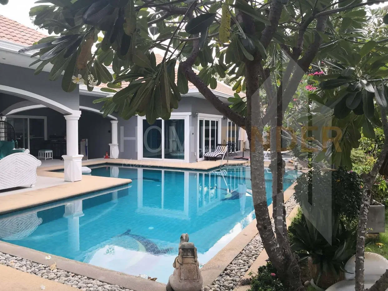 รูป Jomtien Park Villas 5 bedrooms, for sale - รูปที่ 1/20