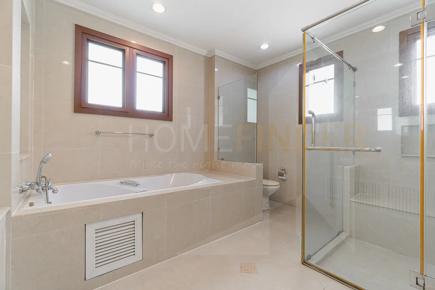 รูป Narasiri Pattanakarn, Bangkok 5 bedroom house with big Big Garden 5 bedrooms, for rent - รูปที่ 13/22
