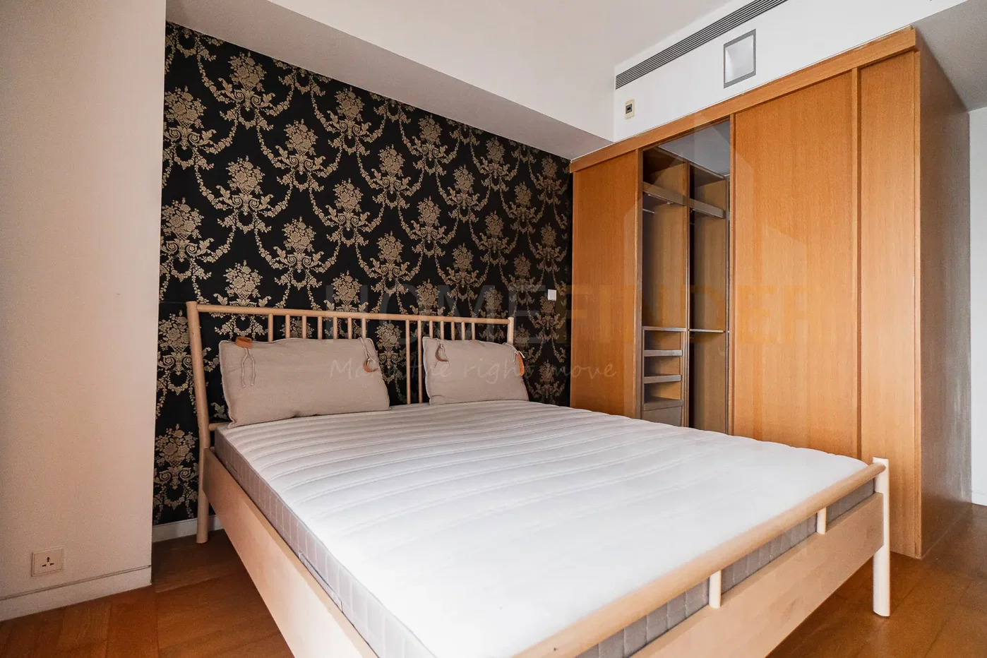 picture The Met 2 bedrooms, for rent - 4/8