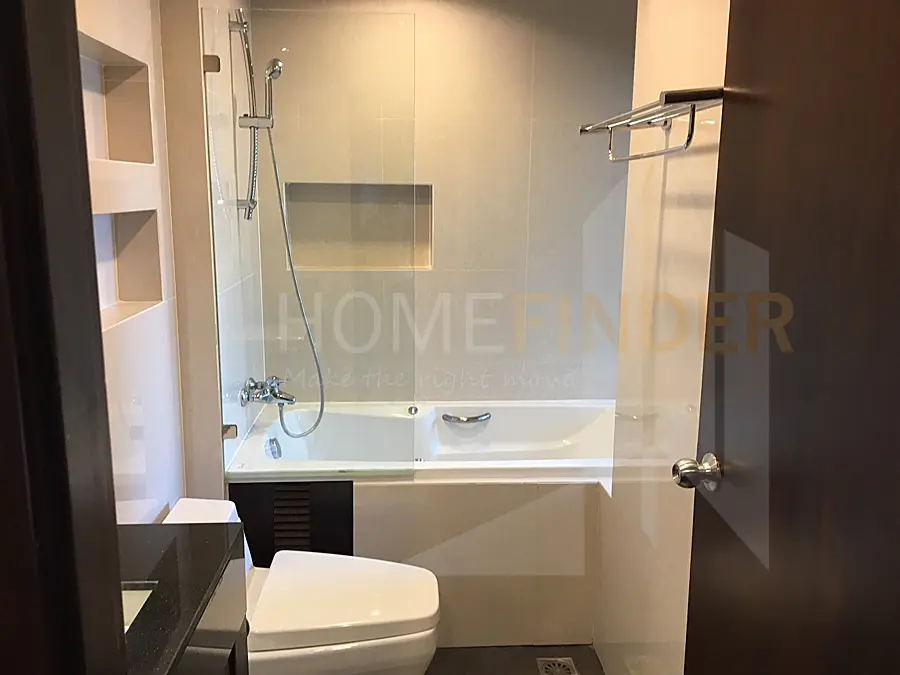 picture Sathorn Gardens 3 bedrooms, for rent - 7/10