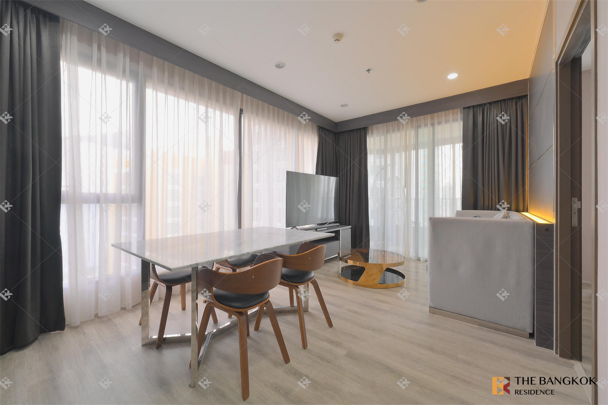 picture Ideo Mobi Asoke Comfortable and Ready to Move-in near MRT Phetchaburi Station - 2/10