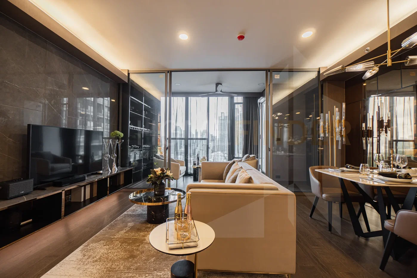 picture Wyndham Residence Bangkok 1 bedroom, for sale - 1/8