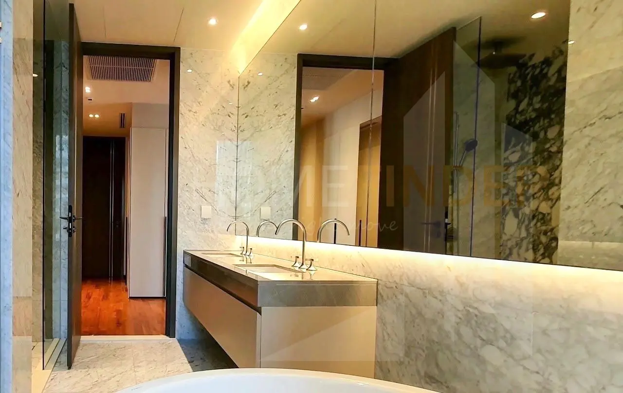 picture Tonson One Residence 3 bedrooms, for rent - 9/10