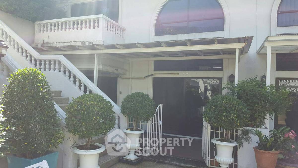 รูป ห้องกว้าง 1 ห้องนอน 70 ตร.ม. Kiarti Thanee City Mansion ใกล้ MRT เพชรบุรี (ID 1257779) - รูปที่ 1/13