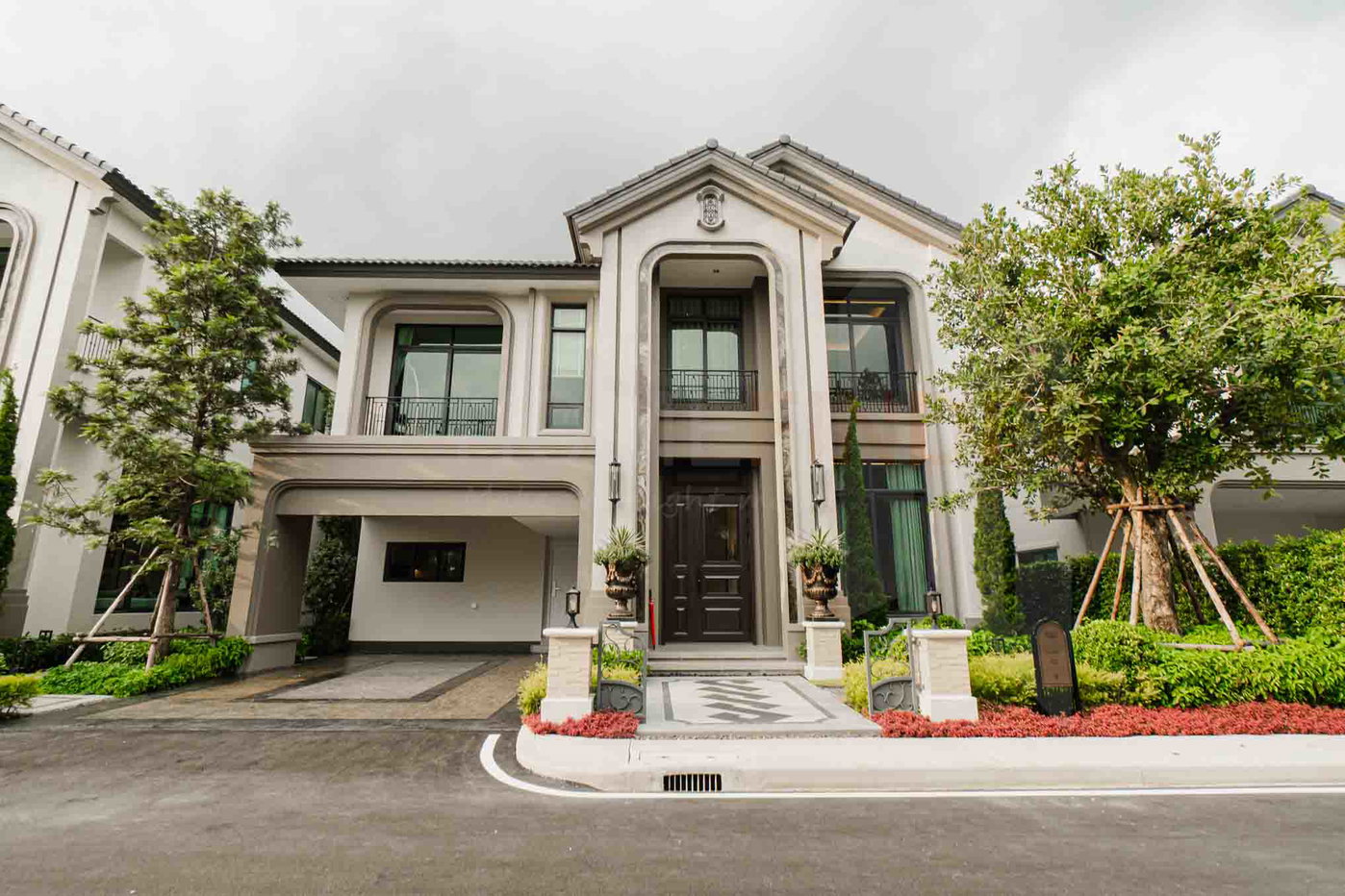 รูป The Grand Riverfront Ratchapruek - Rama 5 4 bedrooms, for sale - รูปที่ 1/19