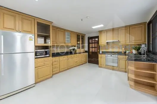 picture Mayfair Garden 3 bedrooms, for rent - 7/8