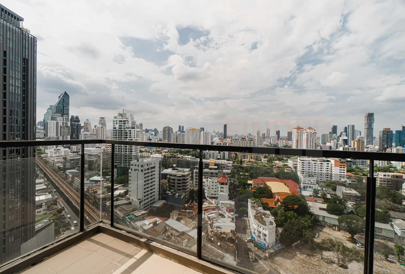 รูป The Crest Sukhumvit 34 1 bedroom, for rent - รูปที่ 12/13