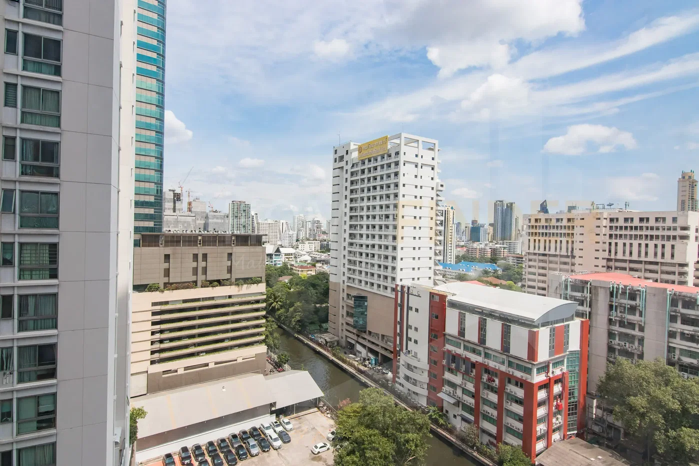 picture IDEO Mobi Asoke 2 bedrooms, for rent - 1/13