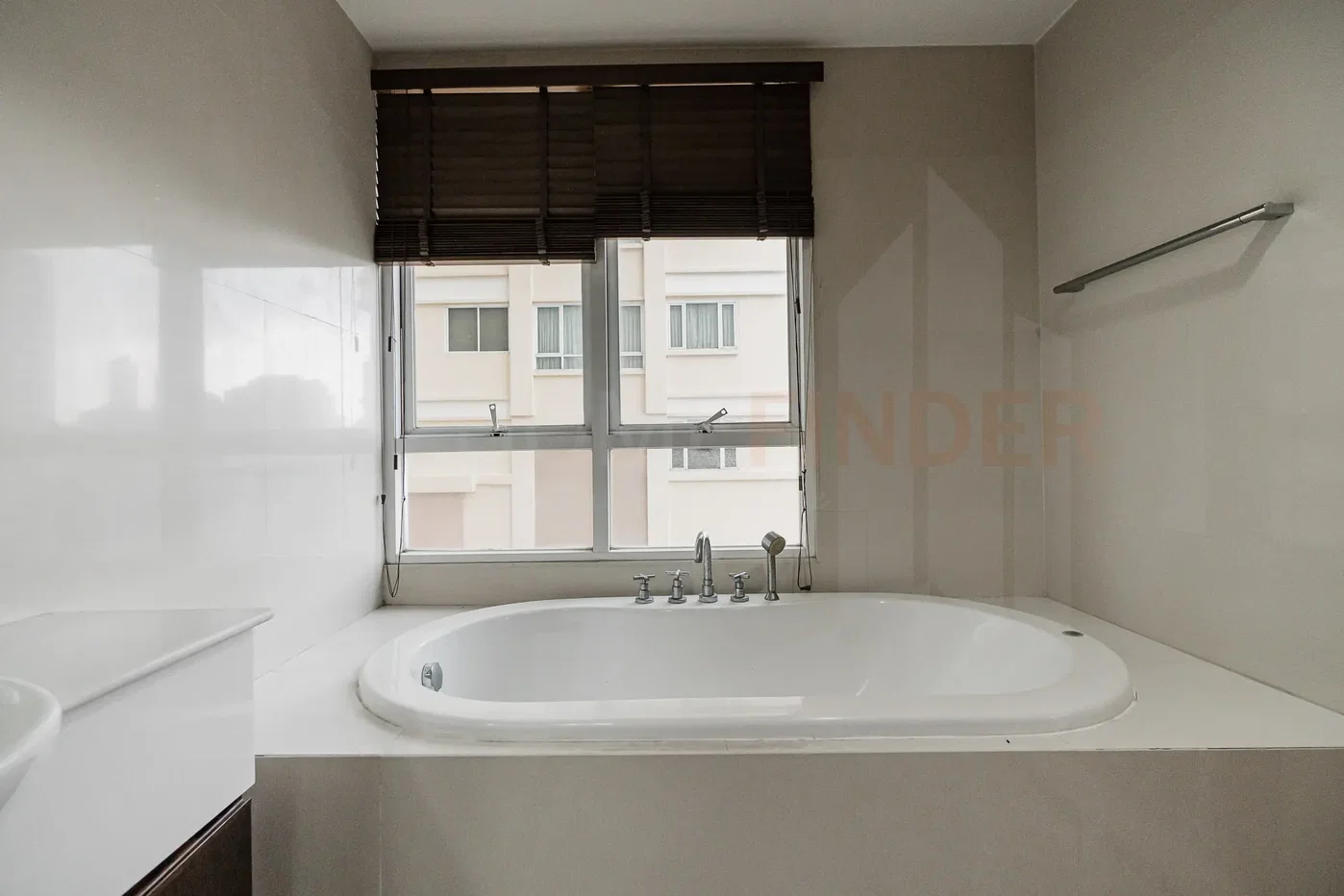 picture The Oleander 2 bedrooms, for sale - 14/15