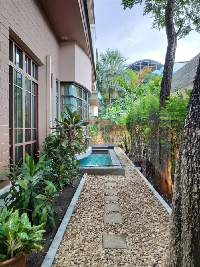 รูป Baan Sansiri Sukhumvit 67 4 bedrooms, for rent - รูปที่ 9/9