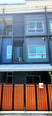 Townhouses for rent Bangkok : For Rent 3-story Townhouse SAMMAKORN AVENUE SUVARNABHUMI 4 bedroom 4 bathroom