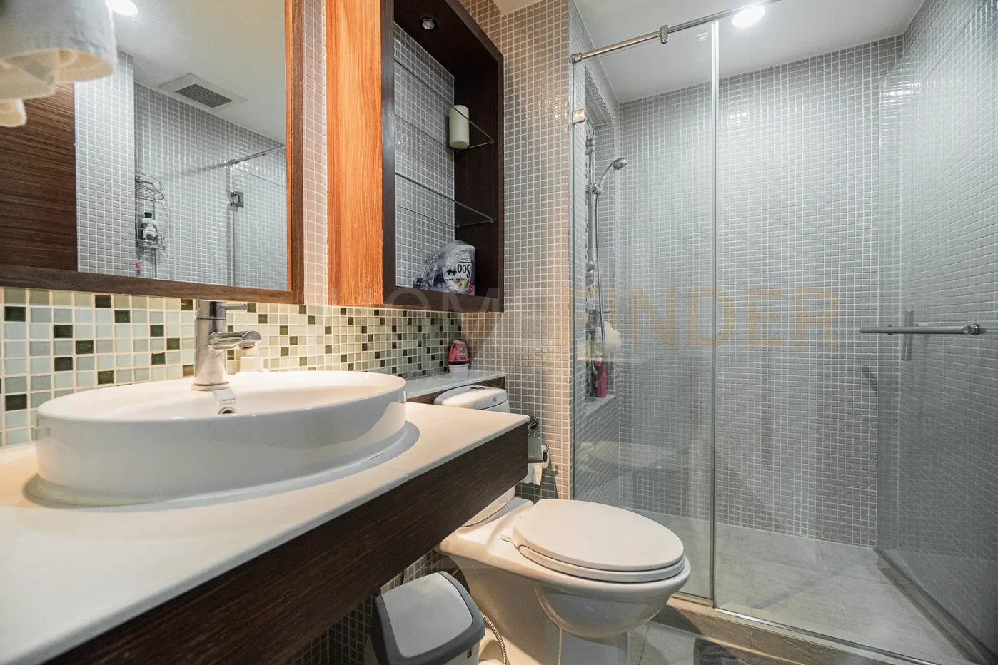 picture Avenue 61 2 bedrooms, for rent - 9/9