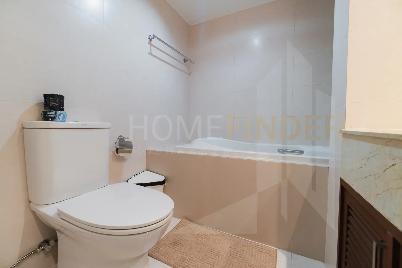 picture Baan Suanpetch condominium 3 bedrooms, for rent - 16/17