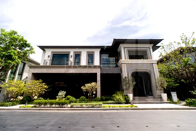 Houses for sale : Grand Bangkok Boulevard State Bangna 4 bedrooms, for sale