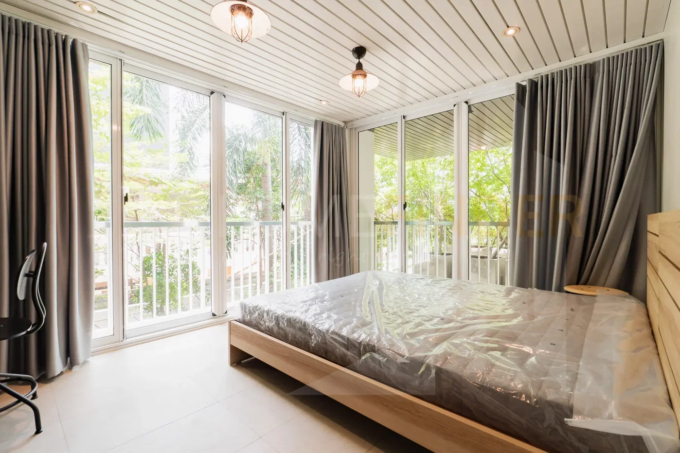 รูป Urbana Sukhumvit 15 3 bedrooms, for rent - รูปที่ 11/19