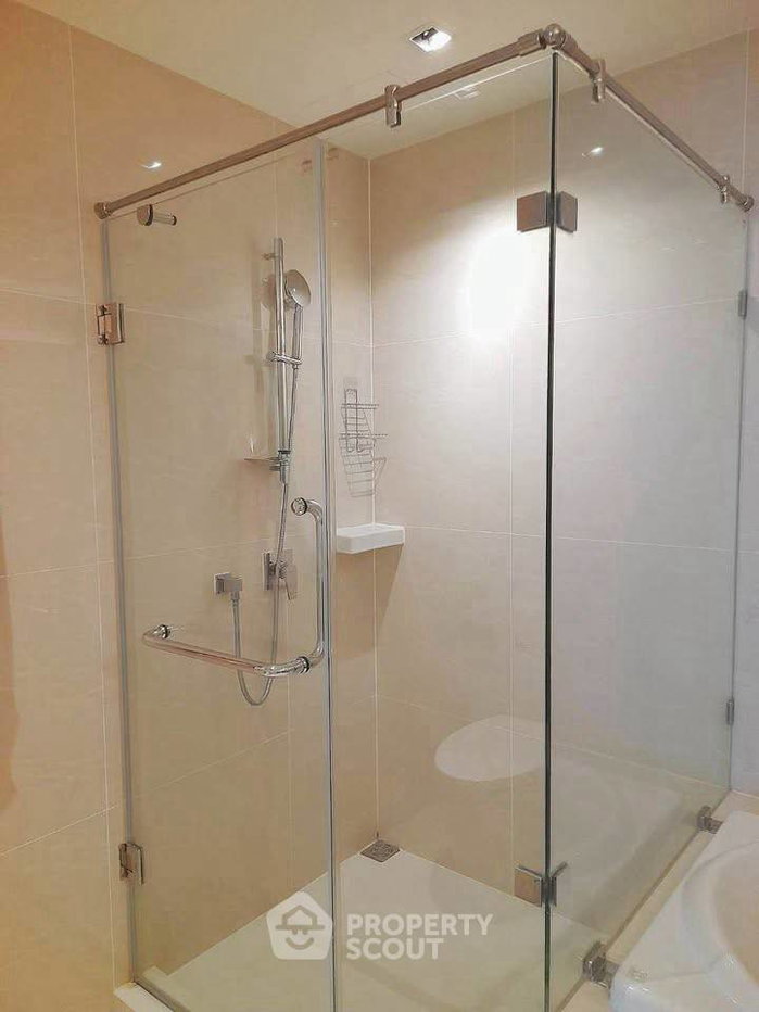 picture 57 Sqm 2-BR Condo At Vtara 36 Near BTS Thong Lor (ID 3257612) - 4/10