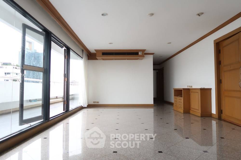 รูป คอนโด 3-ห้องนอน ที่ สุขุมวิท ปาร์ค คอนโดมิเนียม ใกล้ BTS อโศก (ID 385145) - รูปที่ 6/6