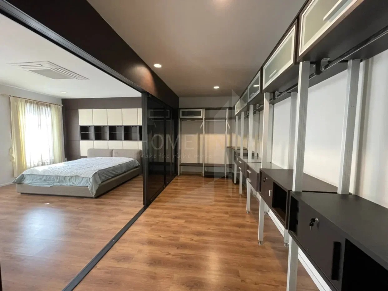 รูป Townhouse Rama 3 | 5 Bedrooms 6 Parking spots 5 bedrooms, for rent - รูปที่ 6/12