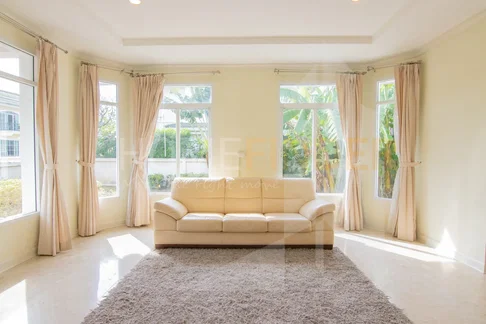 Golden Nakara House 3 bedrooms, for rent
