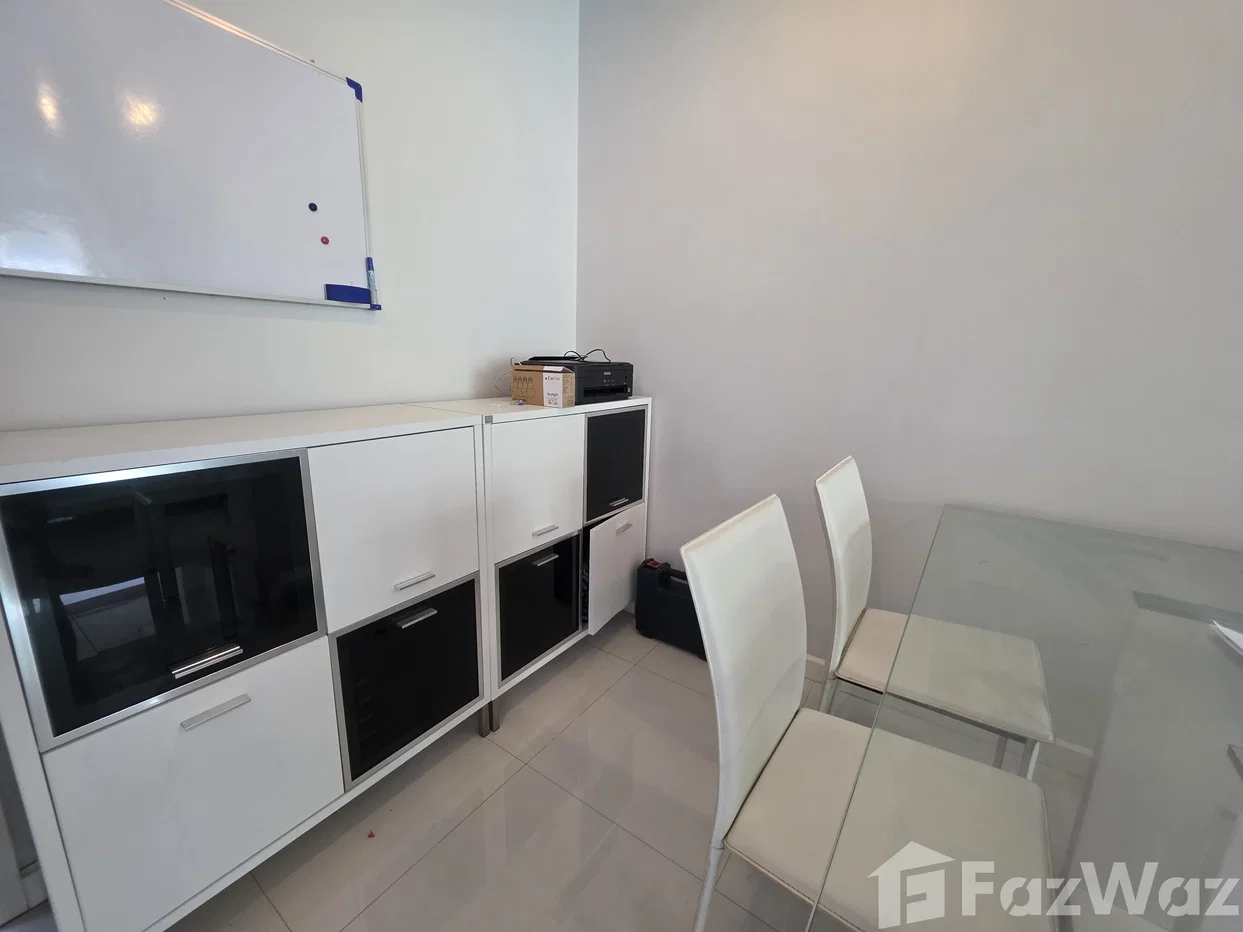picture Spacious condo unit 3 minutes walk to beach 6739077 - 13/13