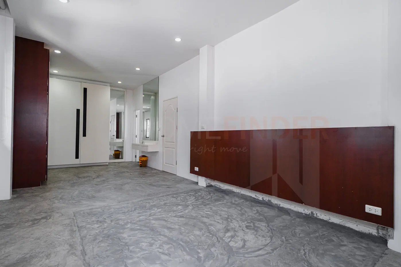 picture Lake View Park 3 bedrooms, for rent - 13/22