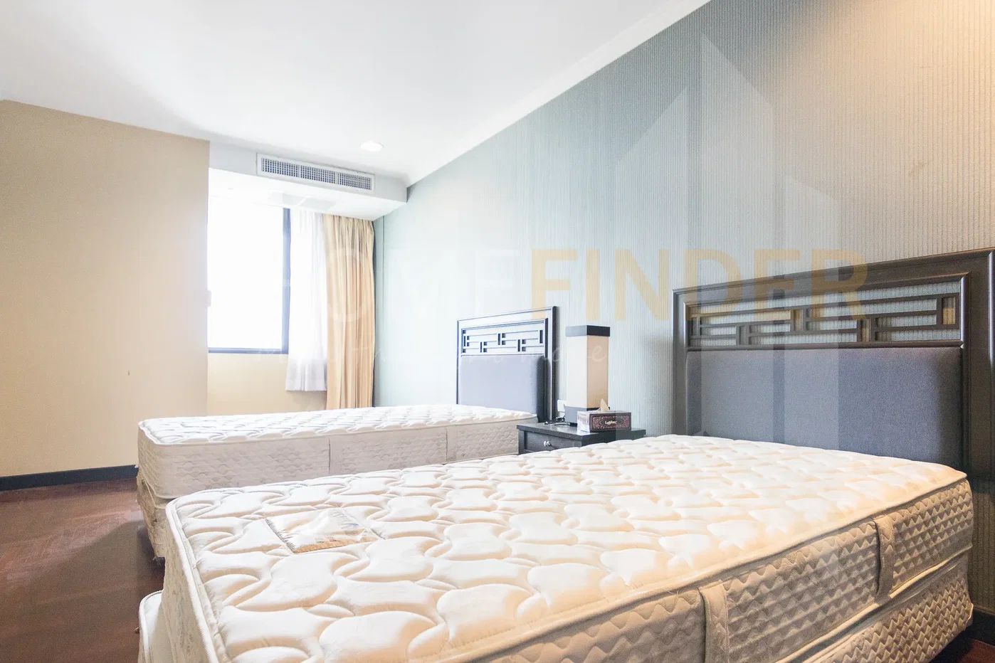picture Lake Green 2 bedrooms, for rent - 7/18