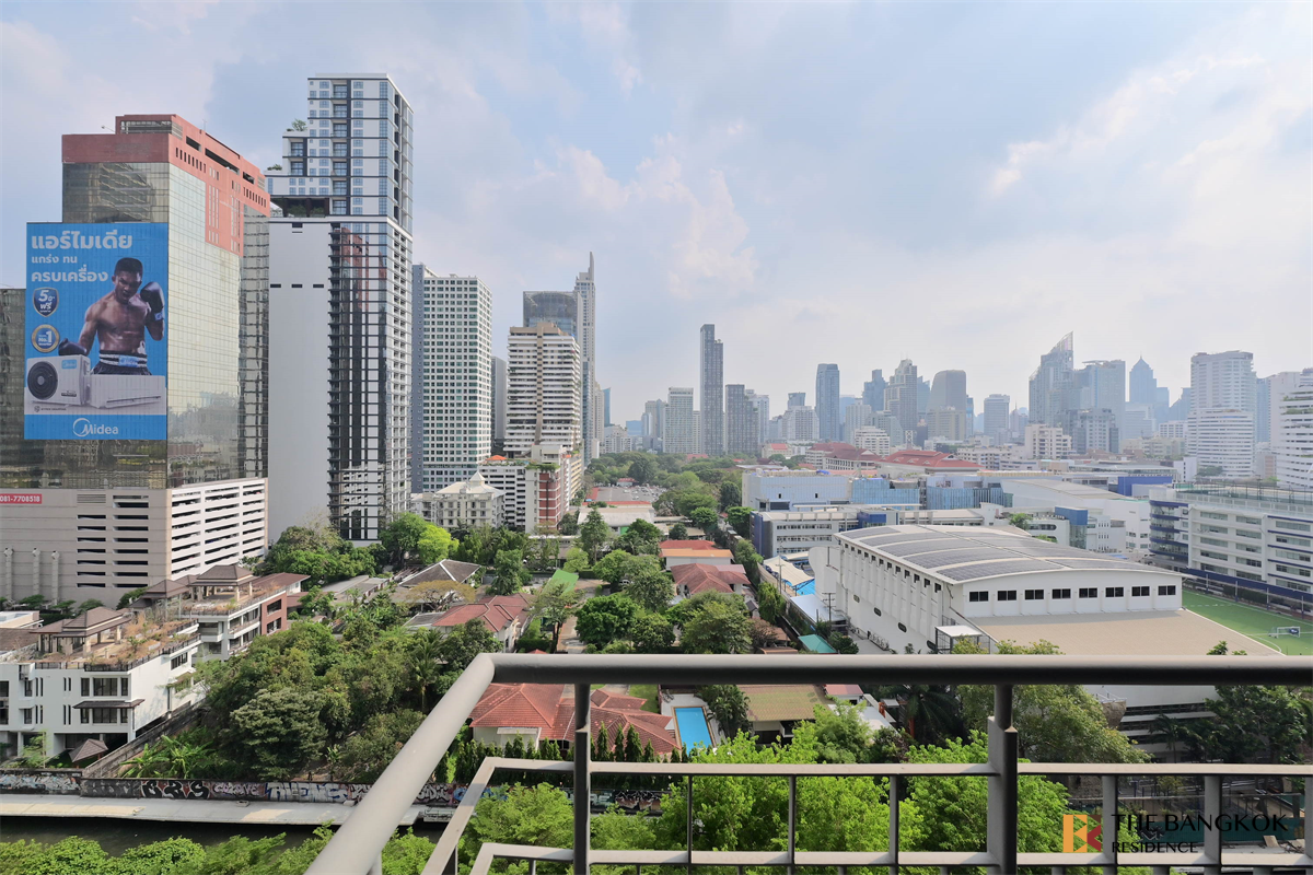 รูป วิลล่า อโศก รีบจองก่อนห้องหลุด!! ใกล้ MRT สถานีเพชรบุรี - รูปที่ 2/10