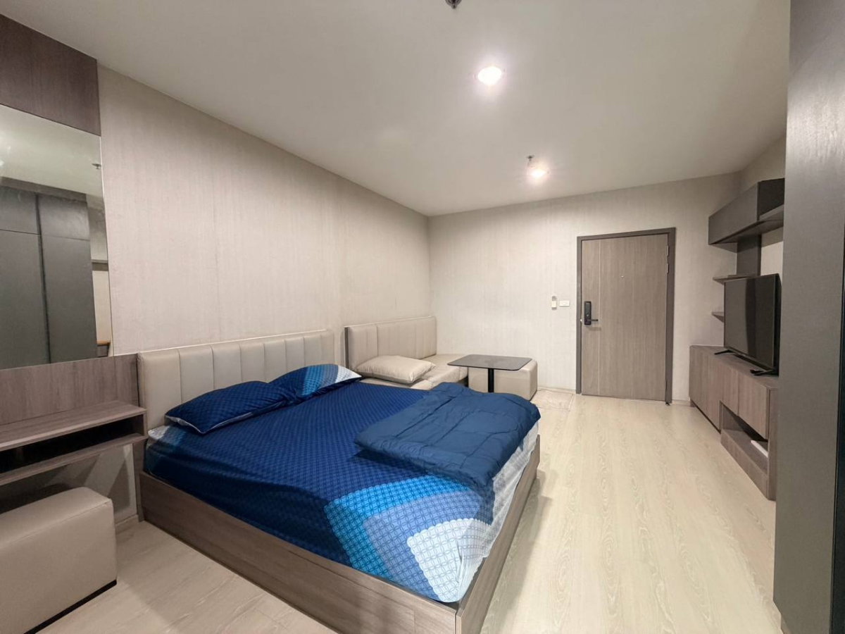 picture Ideo Thaphra Interchange【𝐑𝐄𝐍𝐓】🔥A minimalist-style room with a clean and uncluttered look, featuring a well-arranged.🔥 Contact Line ID: @hacondo - 1/5