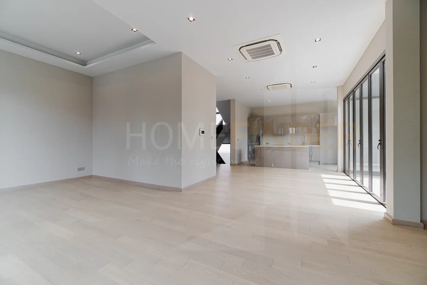 รูป Arna Ekkamai 65 - 4 bedroom house in Ekamai, Bangkok for sale 4 bedrooms, for sale - รูปที่ 7/19