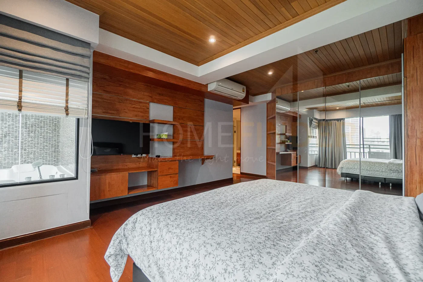 picture Lake Green 3 bedrooms, for rent - 6/18