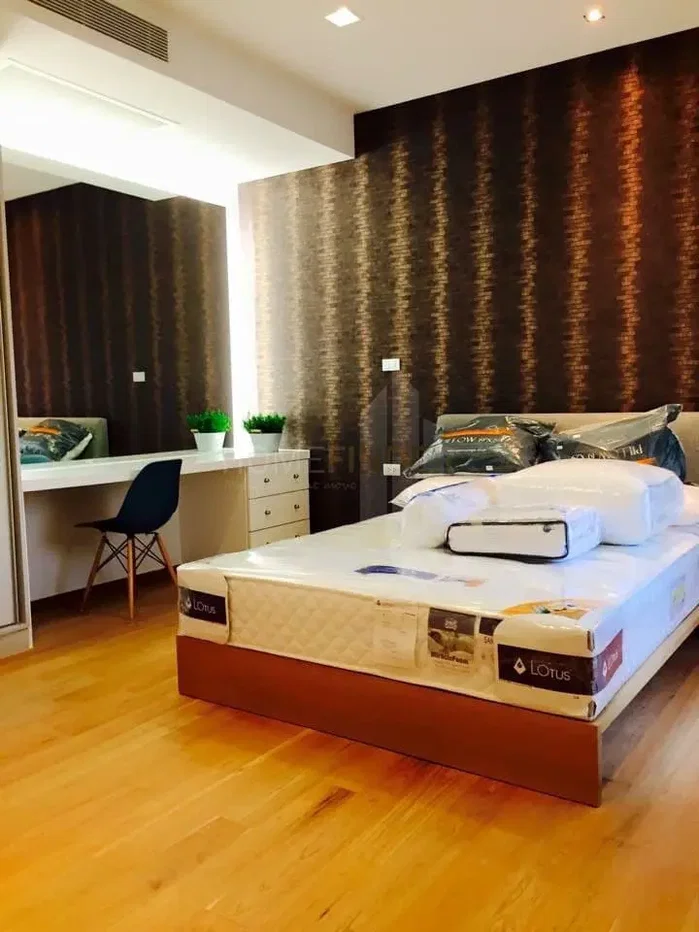 picture Hyde Sukhumvit 13 2 bedrooms, for sale - 6/7